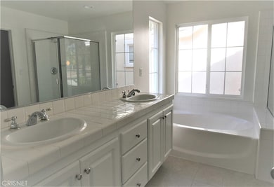 23233 Beachcomber Ln, Valencia, CA 91355 - photo 7