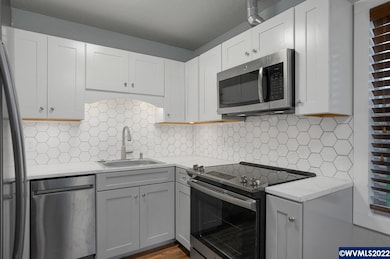 1790 Berry St SE, Salem, OR 97302 - photo 6