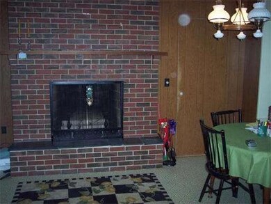 151 Elm St, Hatfield, MA 01038 - photo 5