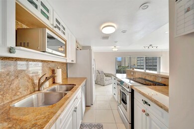 126 Golden Isles Dr unit 43A, Hallandale Beach, FL 33009 - photo 4