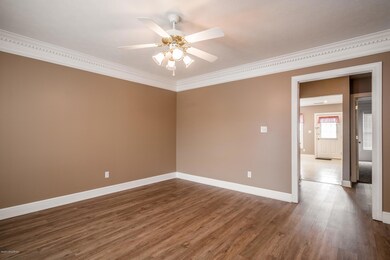 8305 Juanita Goins Ct, Louisville, KY 40228 - photo 5