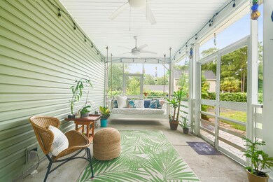 Huge Screened Porch