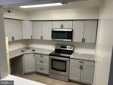 207 Highland Blvd unit 28, New Castle, DE 19720 - photo 2