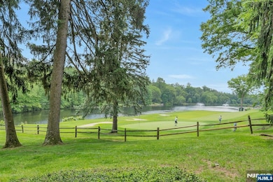 193 S Franklin Turnpike, Ramsey, NJ 07446 - photo 3