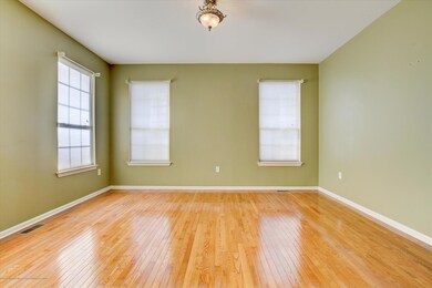 08-Living Room
