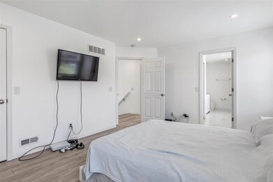 703 Brook Manor Ct, Lake Saint Louis, MO 63367 - photo 6