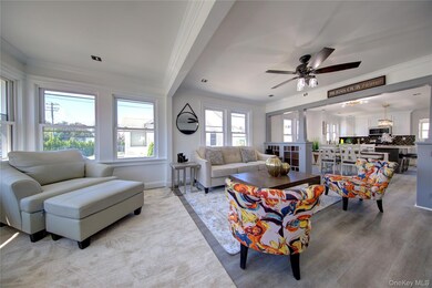 16 Roosevelt Ave unit 14, Hicksville, NY 11801 - photo 3