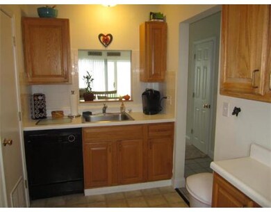 1207 Windsor Ridge Dr, Westborough, MA 01581 - photo 5