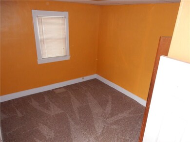 1627 Cottage Ave, Columbus, IN 47201 - photo 4