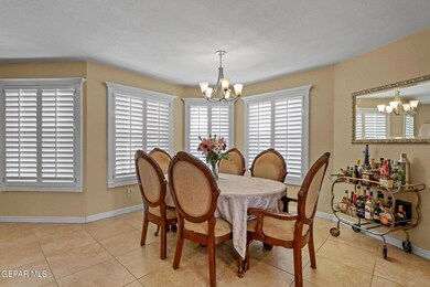 10825 John Schlee Ct, El Paso, TX 79935 - photo 5