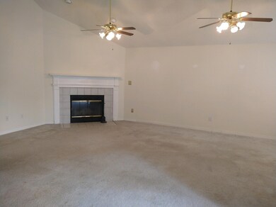 Brande Fireplace