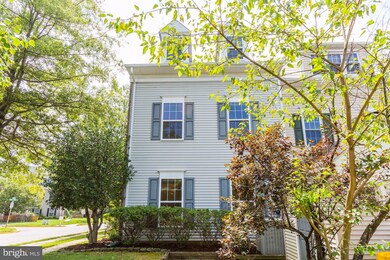 8735 Bright Meadow Ct, Odenton, MD 21113 - photo 3