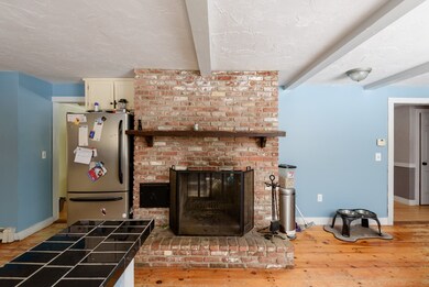 7 Circuit Ave, Carver, MA 02330 - photo 5