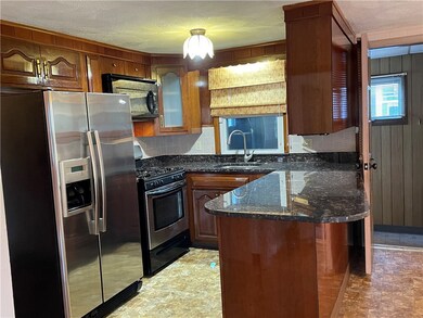 20 Cove Ct, North Providence, RI 02911 - photo 2