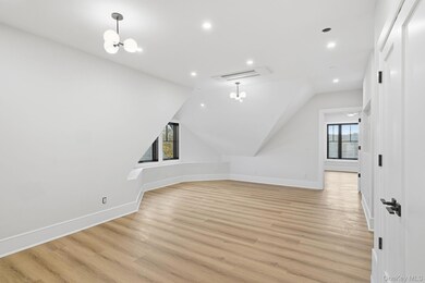 34 Clinton Ave unit 9, Dobbs Ferry, NY 10522 - photo 4