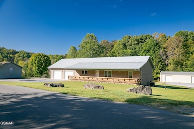 1835 Sunnydale Dr, Sevierville, TN 37862 - photo 3