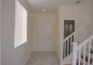 3321 Lark Bunting St, Las Vegas, NV 89117 - photo 4