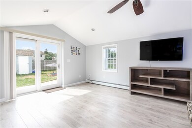 8 Davis St, West Warwick, RI 02893 - photo 4