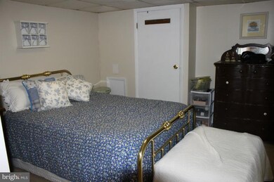 17520 Lexington Ave, Hagerstown, MD 21740 - photo 2