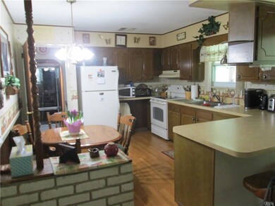 3743 Highland Rd, Schnecksville, PA 18078 - photo 3