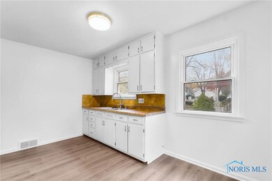 4360 Westway St, Toledo, OH 43612 - photo 7