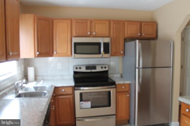 238 Greenleaf Rd, Strasburg, VA 22657 - photo 2