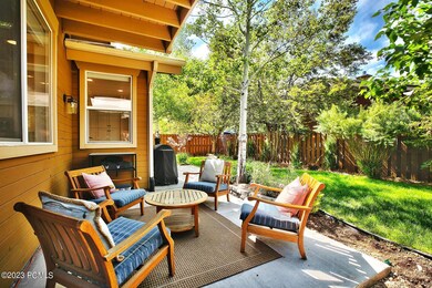 3-web-or-mls-1051 Station Loop Rd Park C