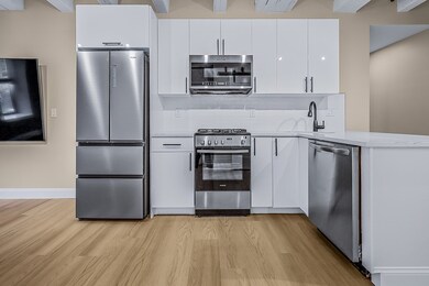 67 Broad St unit 203, Boston, MA 02109 - photo 6