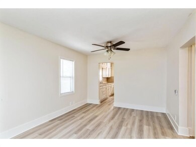 2807 56th St, Des Moines, IA 50310 - photo 6