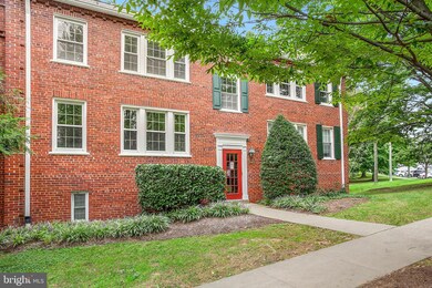 1901 N Rhodes St unit 46, Arlington, VA 22201 - photo 3