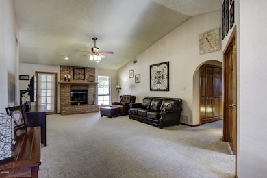 758 N 39th Way-9