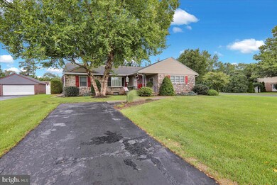 3248 Stoudts Ferry Bridge Rd, Reading, PA 19605 - photo 2