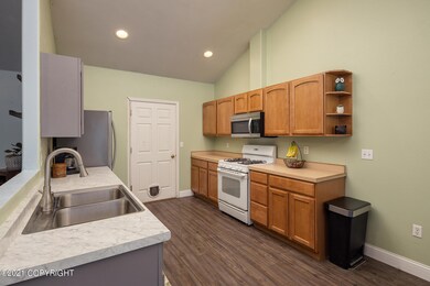 007_2021.11.16 . 2650 N Tamar Cir