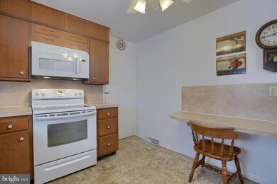 94 Quarry Rd, Leola, PA 17540 - photo 4