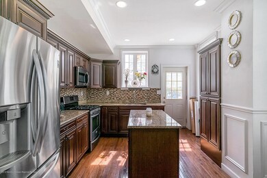 3 MacArthur 4 Kitchen