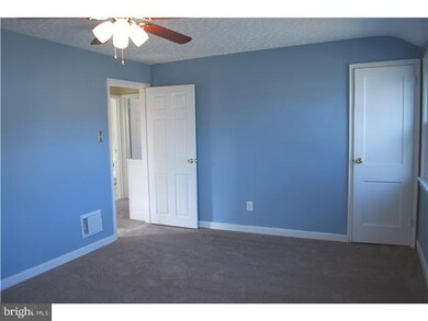 184 Riverview Dr, New Castle, DE 19720 - photo 4