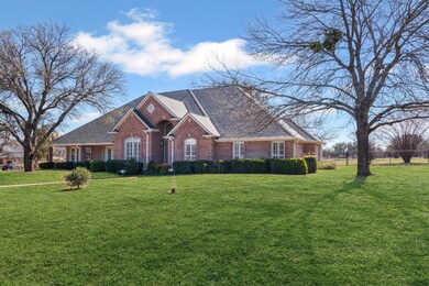 1918 Circleview Dr, Weatherford, TX 76087 - photo 2