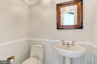 St. James Condominiums unit 703, Baltimore, MD 21218 - photo 6
