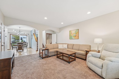 10-web-or-mls-78th Ct-S2110-010.jpg