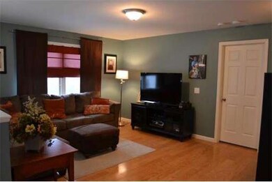 38 Crestview Dr, Holden, MA 01520 - photo 4