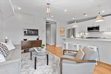 130 W Newton St unit 3, Boston, MA 02118 - photo 2