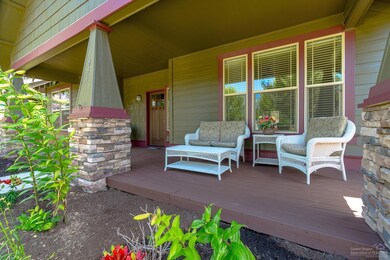 856 NW 15th St, Redmond, OR 97756 - photo 2