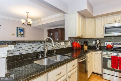 9224 Cardinal Forest Ln unit C, Lorton, VA 22079 - photo 7