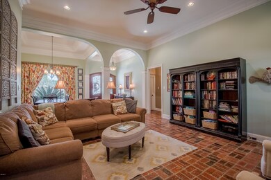 317 Goose Pointe Family Room (1)