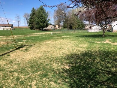 1205 NE 2nd St, Washington, IN 47501 - photo 4