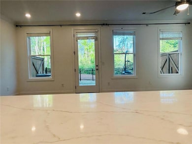 Entryway featuring recessed lighting, a healthy am