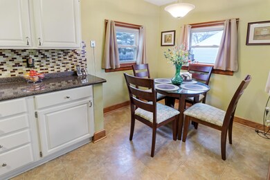 724 Chestershire Rd, Columbus, OH 43204 - photo 7