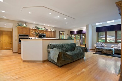 915 N River Rd, Algonquin, IL 60102 - photo 4