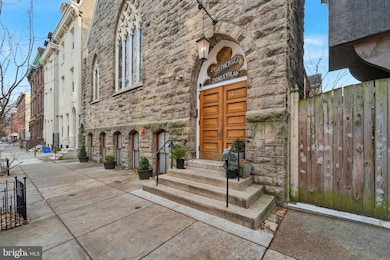 1722 Mount Vernon St unit 1, Philadelphia, PA 19130 - photo 3