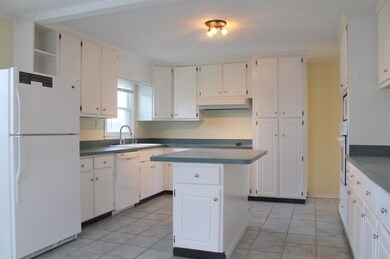 209 Vicksburg Dr, Nicholasville, KY 40356 - photo 5